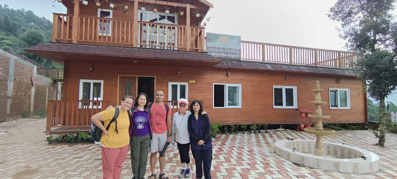 Vanprastha Resorts Dwarahat エクステリア 写真