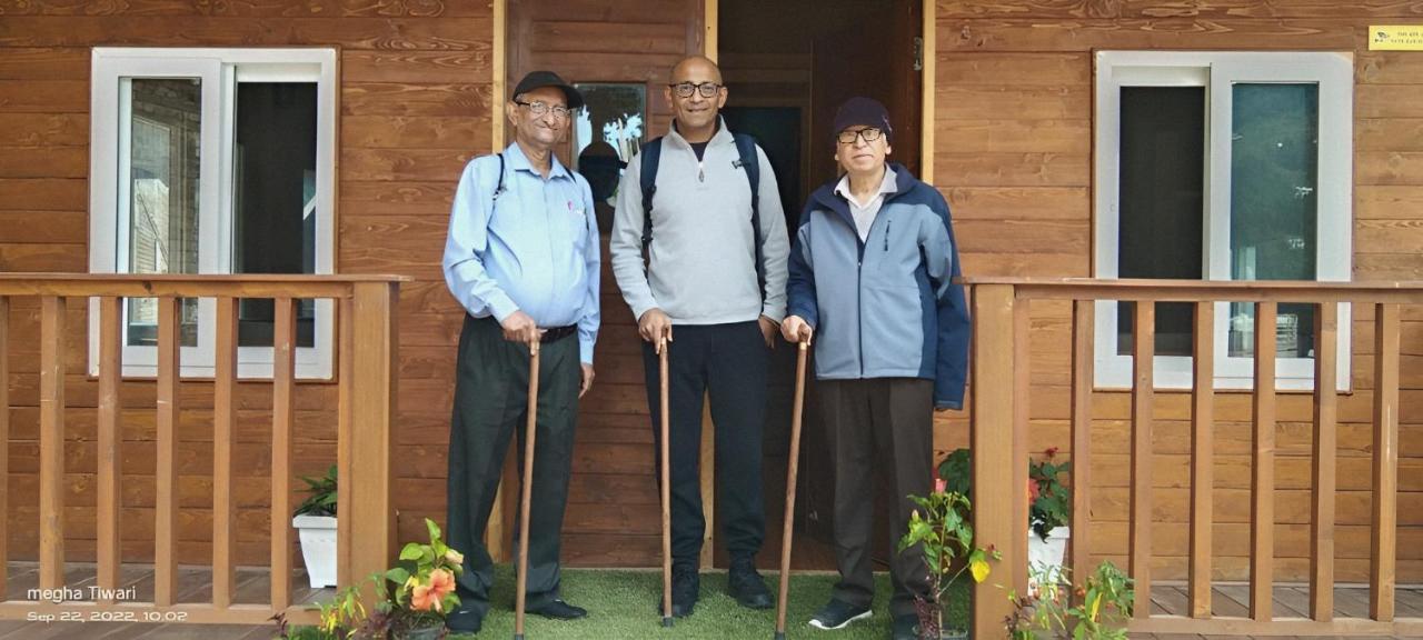Vanprastha Resorts Dwarahat エクステリア 写真