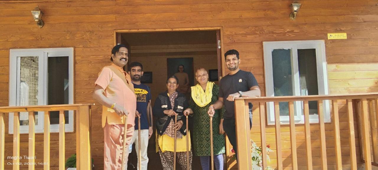 Vanprastha Resorts Dwarahat エクステリア 写真