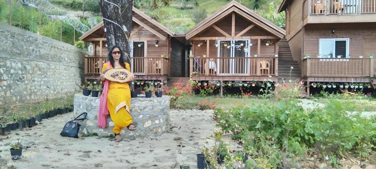 Vanprastha Resorts Dwarahat エクステリア 写真