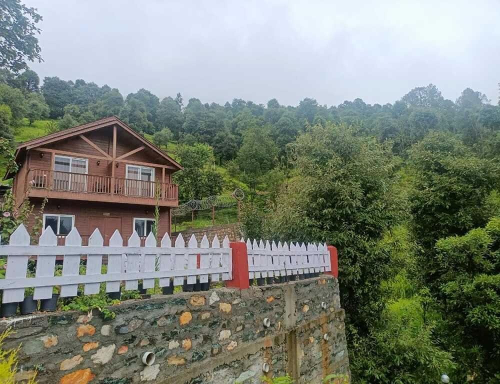 Vanprastha Resorts Dwarahat エクステリア 写真
